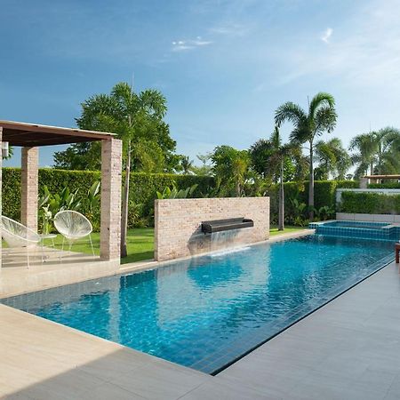 The Ville Jomtien Pool Villa Pattaya Exteriör bild